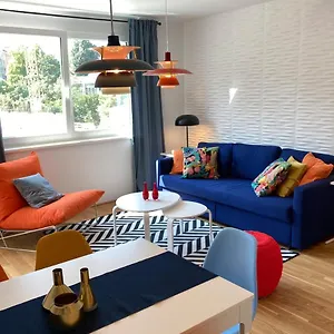 Brand New Cozy 10 Min To Center Apartment