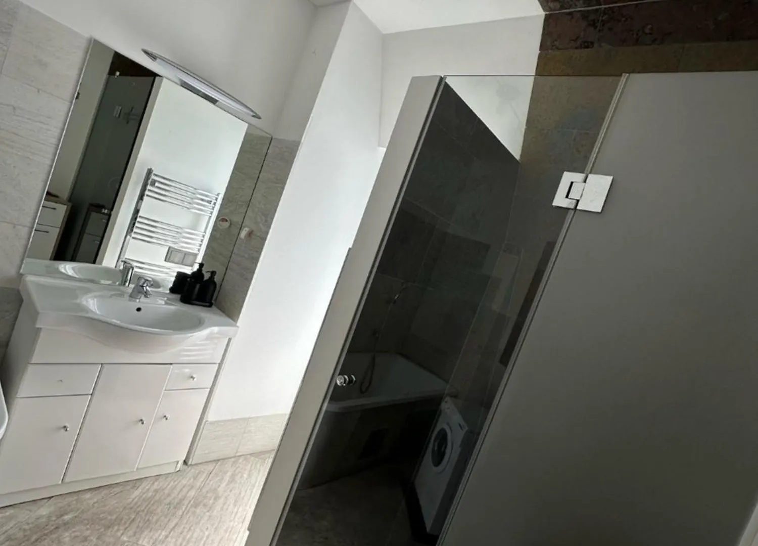 Rennweg Top Apartment Viena