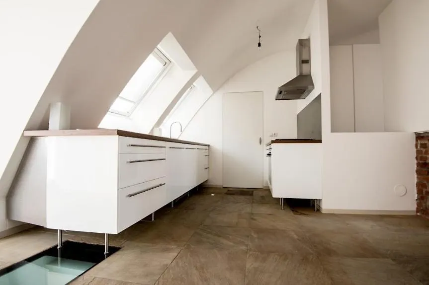 Rennweg Top Apartment Viena